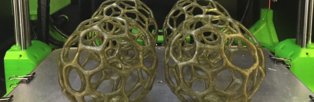 Filament-3D-Algue-3D-Filament-Algae-FERME-3D-Arles-LUMA-1024×333